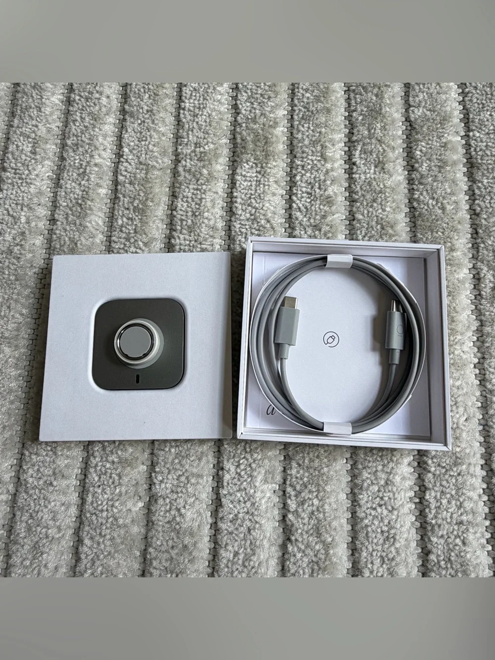 Oura Ring 4 Ceramic- Cloud